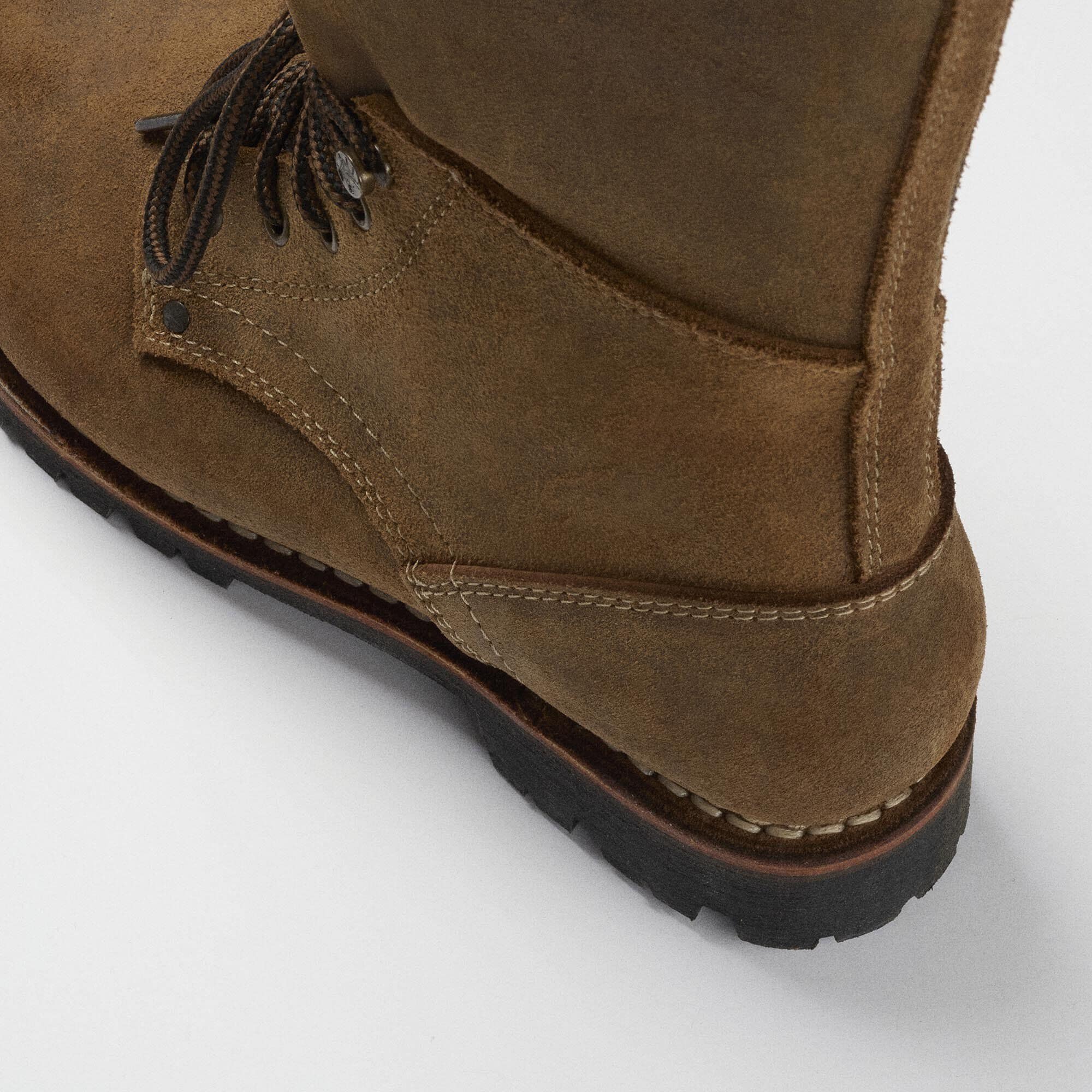 Grainau High in pelle naturale