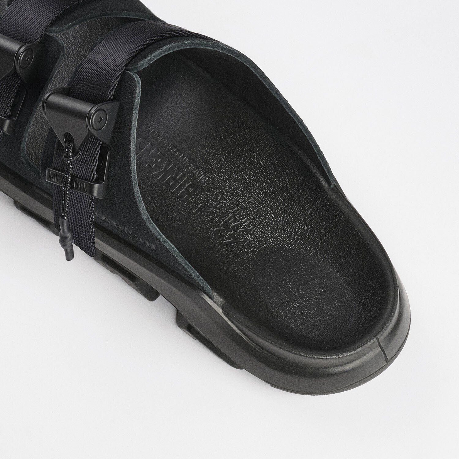 Mogami Terra Tech in pelle e tessuto nubuck